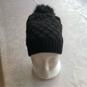 J. Crew Wool Blend Black Knitted OSFM Women’s Winter Hat Beanie Faux Fur Pom Pom